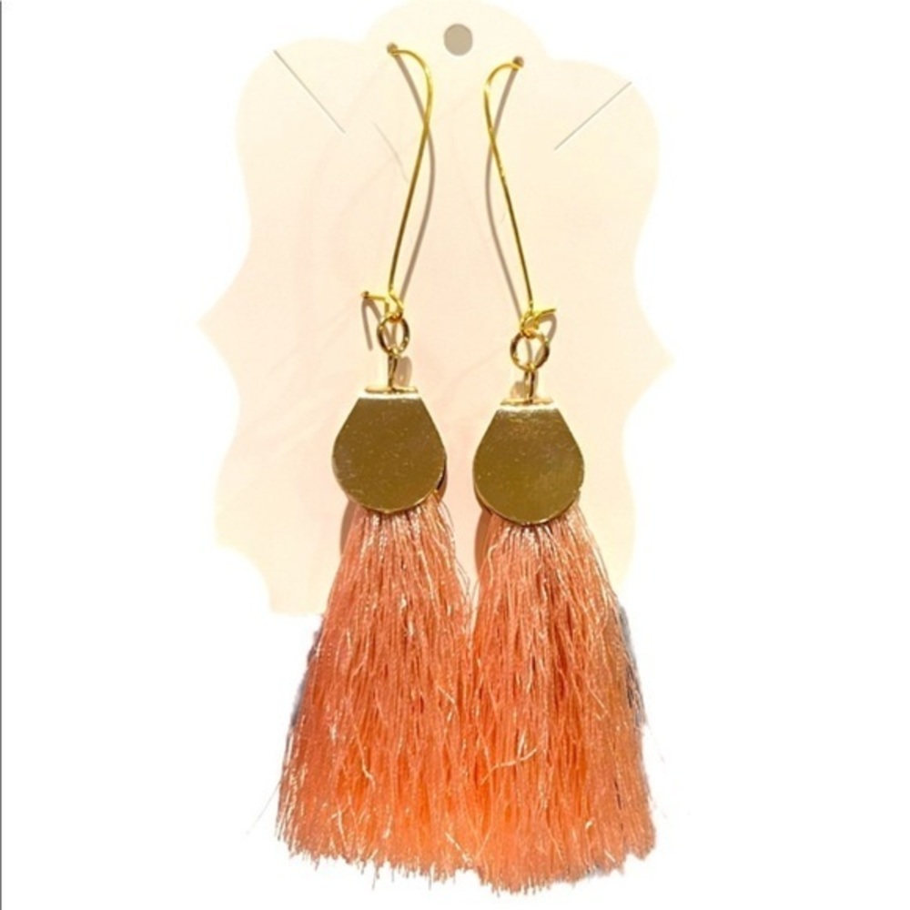 New Handmade boho mixed media gold tone‎ metal peach thread tassel hook earrings
